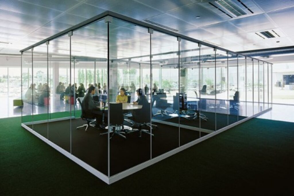 i.box – Panoramic Glass Structure