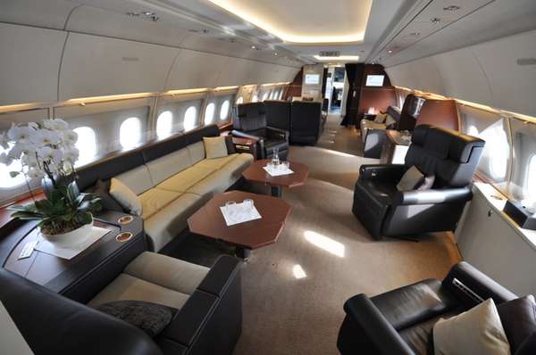 Luxury Office – The Corporate Jet