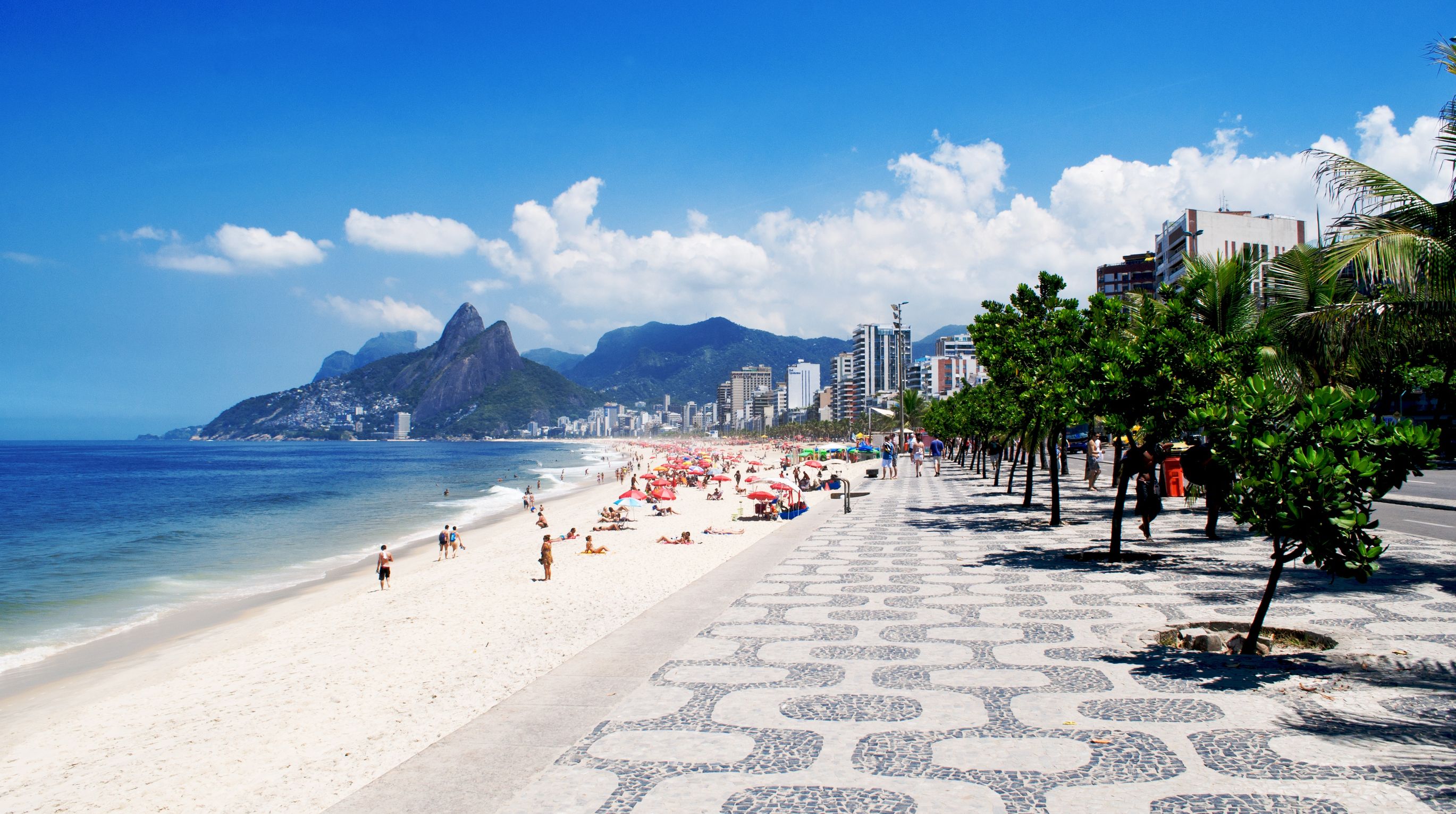 Ipanema-beach-in-Rio-de-Janeiro-Brazil