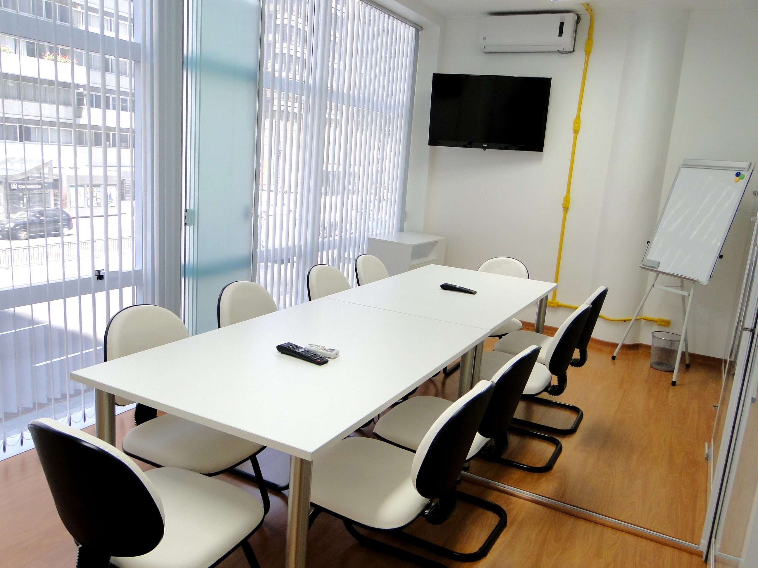 Link2u-Coworking- Meeting Room(1)