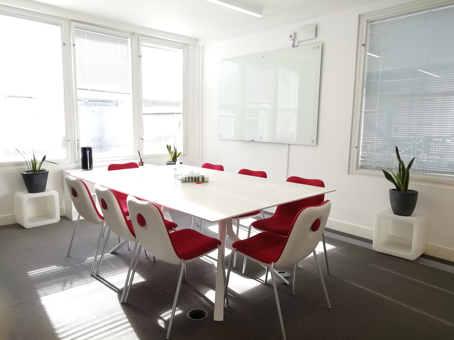 Why Having a Private Executive Office Space Is a Good Solution?