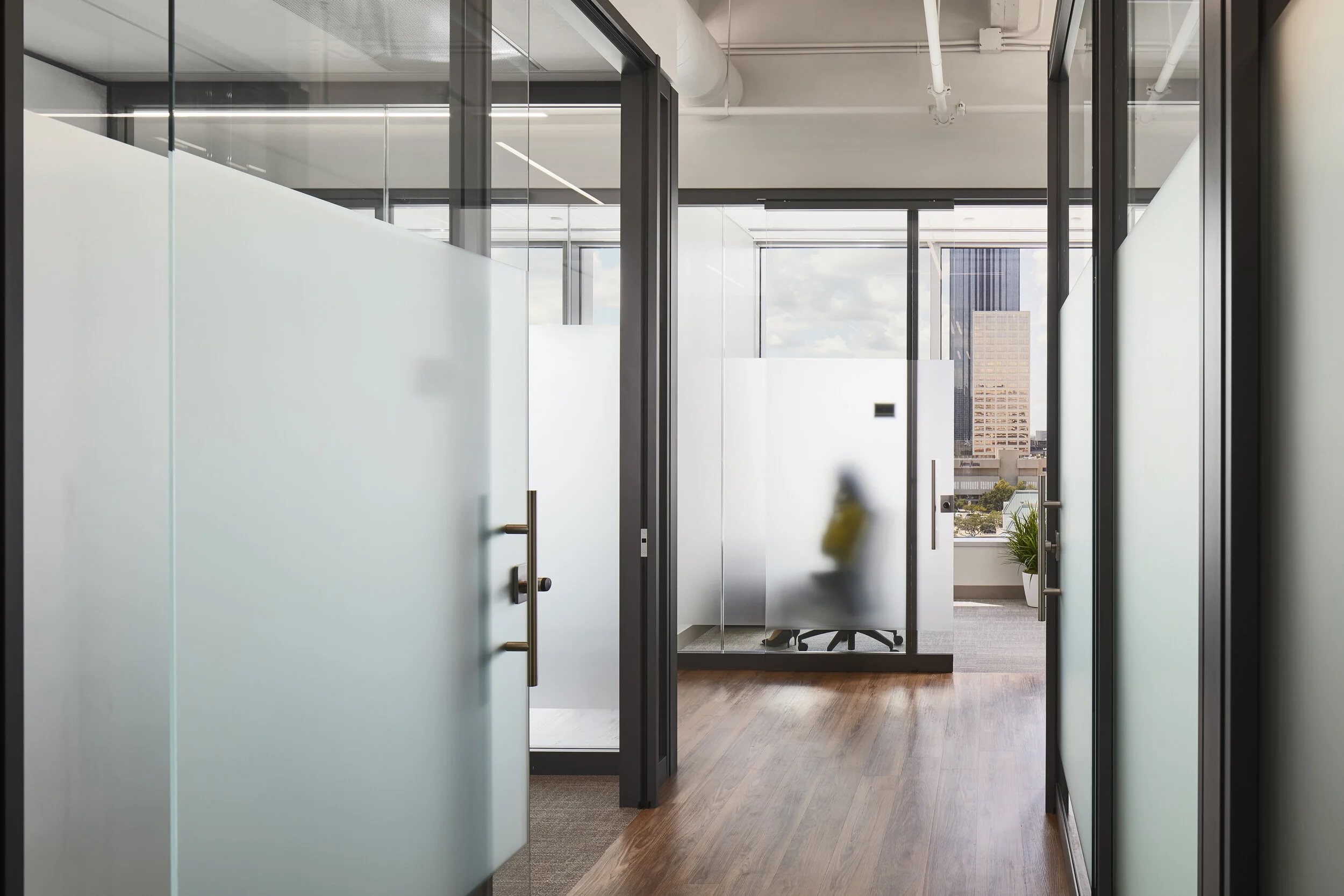 Meeting Room, Virtual and Private Office at Uptown, Houston | eOffice.net