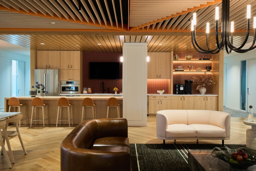 After The Contract: How Post-Sale Engagement Drives Long Term Value In B2B Workplaces