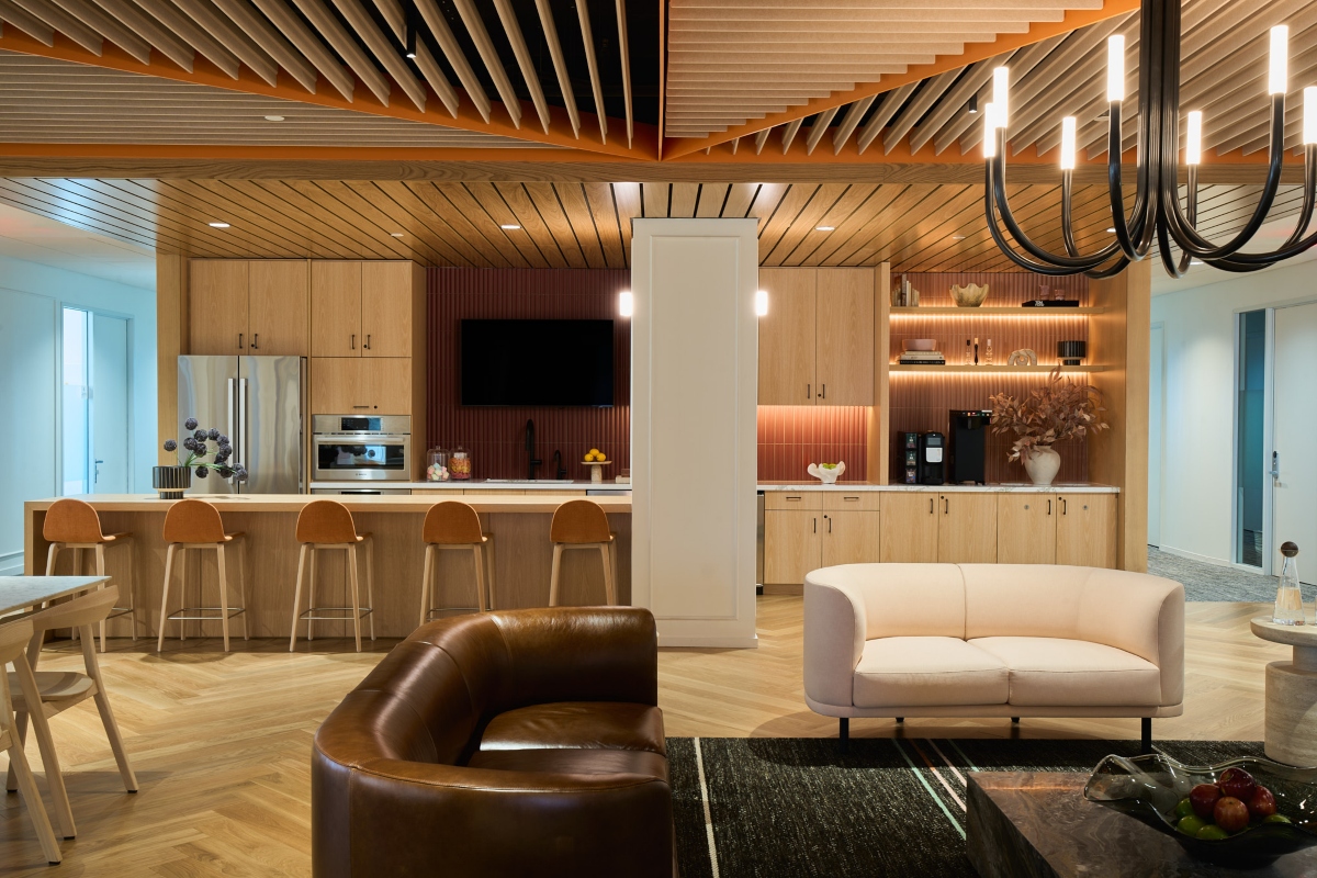 After The Contract: How Post-Sale Engagement Drives Long Term Value In B2B Workplaces