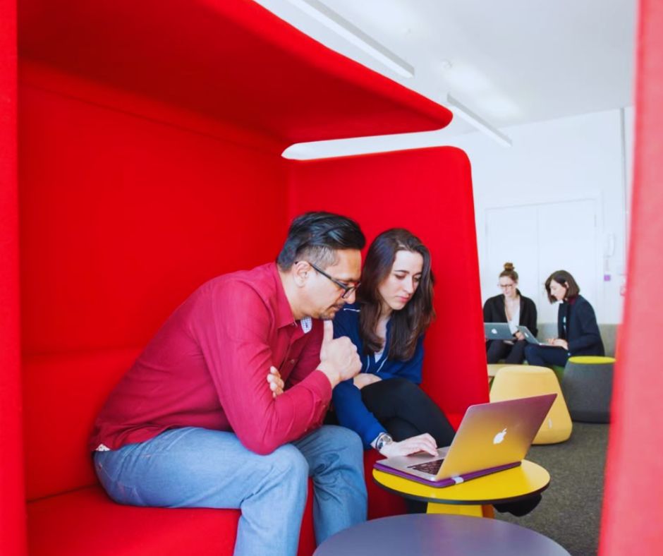 Coworking for business travellers in London